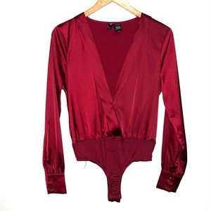 Windsor dark red plunge neck bodysuit S